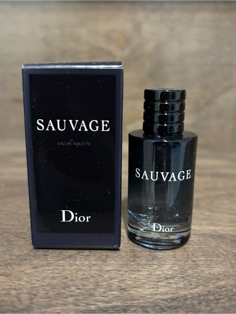 NEW IN BOX Dior Sauvage 10ml Travel Size Men’s Fragrance